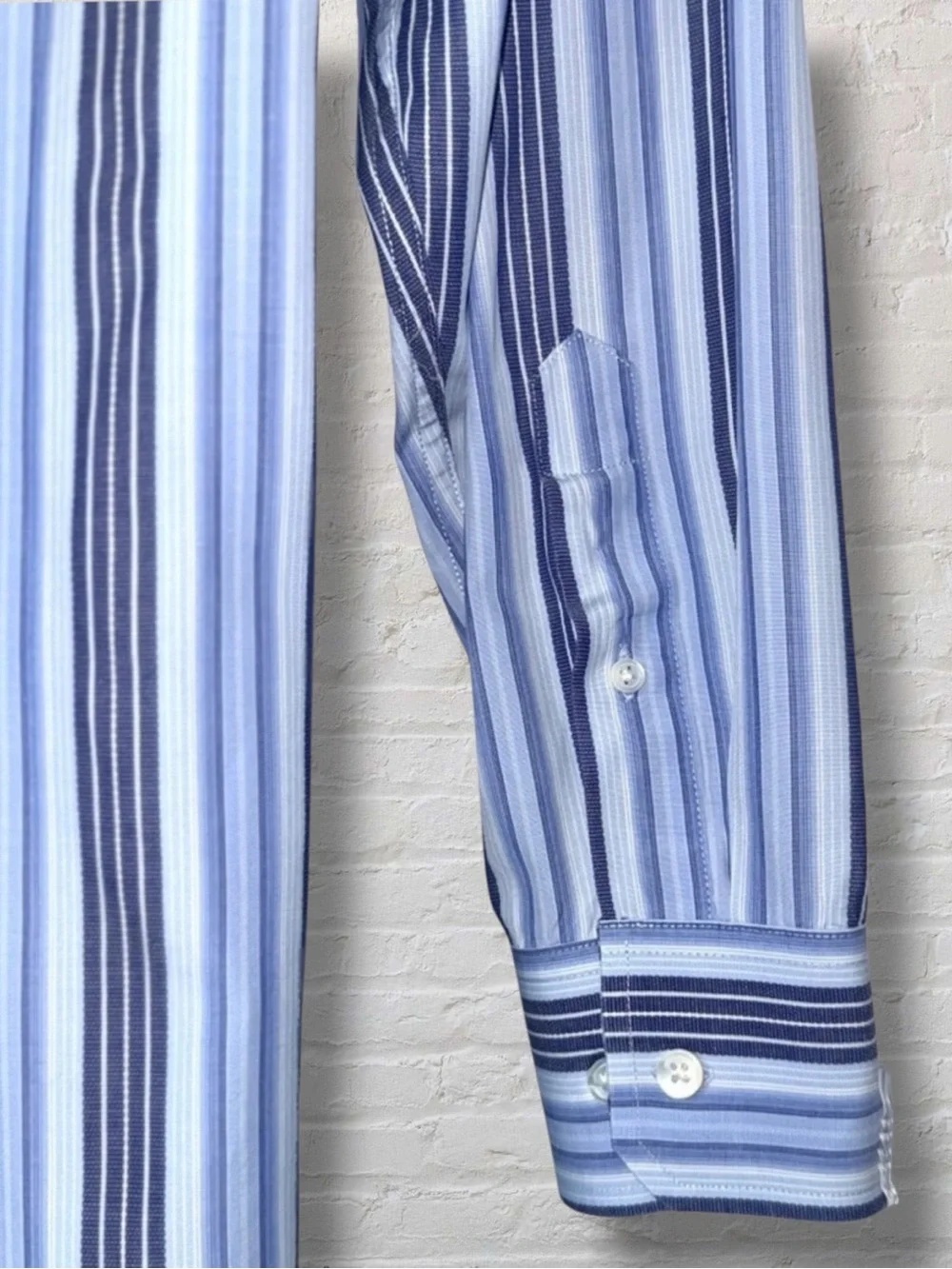 Banana Republic Men’s XL Button-Down Shirt Blue Stripe Long Sleeve Classic Fit